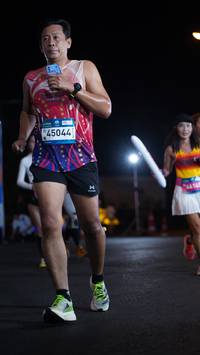 BIB: 7397, 77097
                            <button type="button" onclick="openModal(23116589)" class="btn btn-primary btn-sm float-right btn-popup" data-toggle="modal" data-target=".modal-high-quality">
                        <i class="fas fa-shopping-cart"></i> Add to Cart
                    </button>
                                            <button type="button" onclick="isThisMe(23116589, true)" class="btn btn-success btn-sm float-right btn-popup btn-isme hidden" data-toggle="tooltip" data-placement="bottom" title="นี่คือรูปของคุณใช่ไหม คลิกที่นี่เพื่อเอาเข้าอัลบั้ม">
                        <i class="fas fa-plus"></i> Add to album
                    </button>
                    <button type="button" onclick="isThisMe(23116589, false)" class="btn btn-warning btn-sm float-right btn-popup btn-isnotme hidden">
                        <i class="fas fa-ban"></i> Remove from album
                    </button>